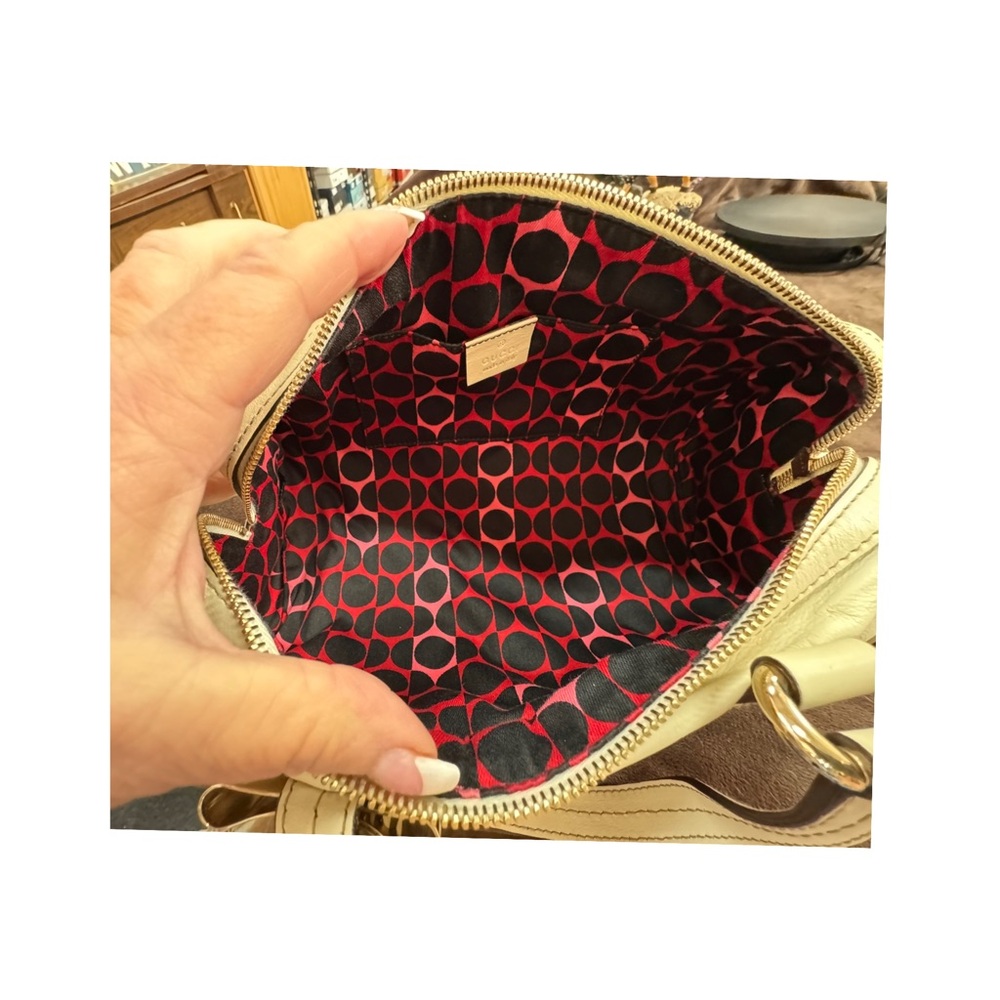Gucci White Leather Duchessa Bag EUC!! - Picture 8 of 10